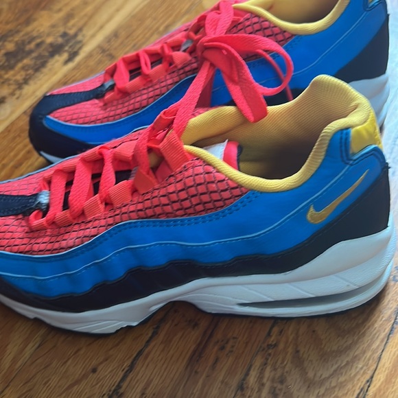 Nike Air Max 95 Now GS Crimson Blue AV2289-600 size 5.5 Y NWOB - Picture 3 of 5